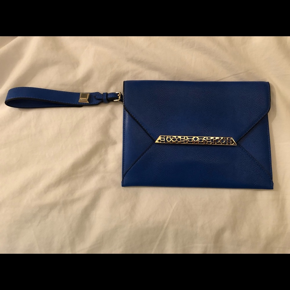 Stella & Dot thin wristlet